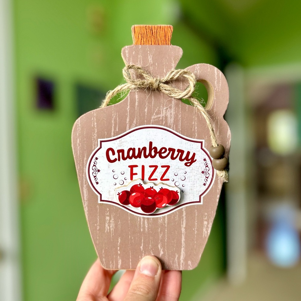 Seasonal Wood Plaque Cranberry Fizz Home Decor Accent Display